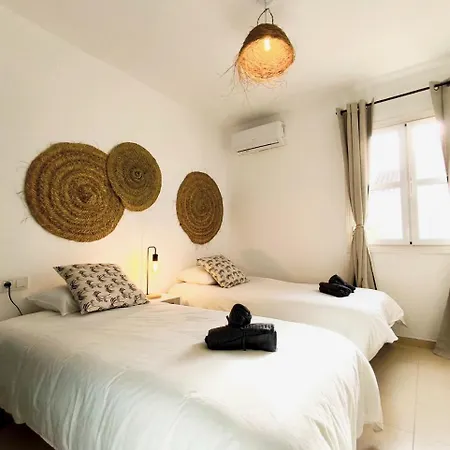 Medina Marinas - Tu Hogar Con Solarium Privado!